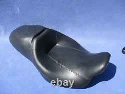 08 20 Harley touring seat road king classic electra glide street flhx 52320-11