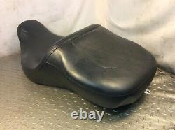 08 22 Harley Davidson Touring Street Road Electra King Seat