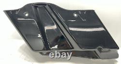 Damaged 2014+ OEM Harley Right Saddlebag Vivid Black Street Glide