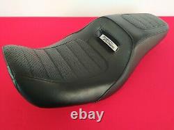 Genuine 2014 Harley Dyna Low Rider Ribbed Seat 2006-2017 Super Glide Street Bob