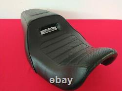 Genuine 2014 Harley Dyna Low Rider Ribbed Seat 2006-2017 Super Glide Street Bob