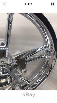 Harley 2014 Rim Touring Street Glide Flhx Flhr Enforcer Chrome Wheel (exchange)